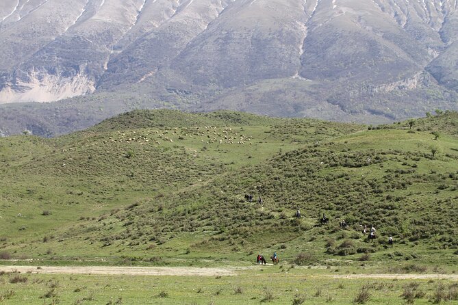 2-Hours Guided Drino's Valley Ride - Why This Ride Works for Experienced Horse Riders
