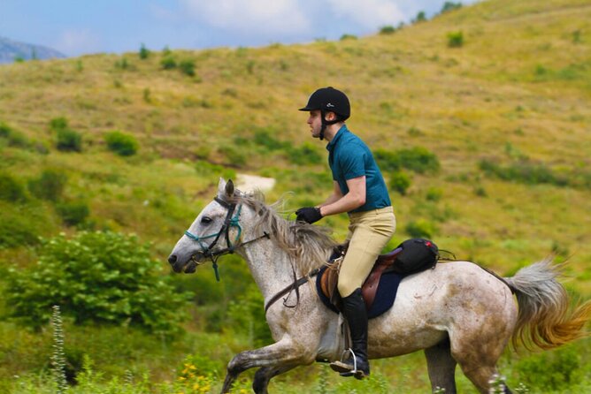 2-Hours Guided Drino's Valley Ride - Cini Lake: The Best Photo Stop