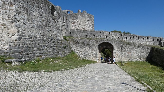 Berat Cultural Tour by 1001 Albanian Adventures - The Onufri Museum and Albania’s icon painters