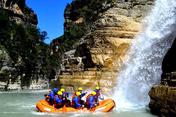 Berat Rafting, Kayaking & River Tubing – Osumi Canyons - Rafting versus canyon exploration in low water