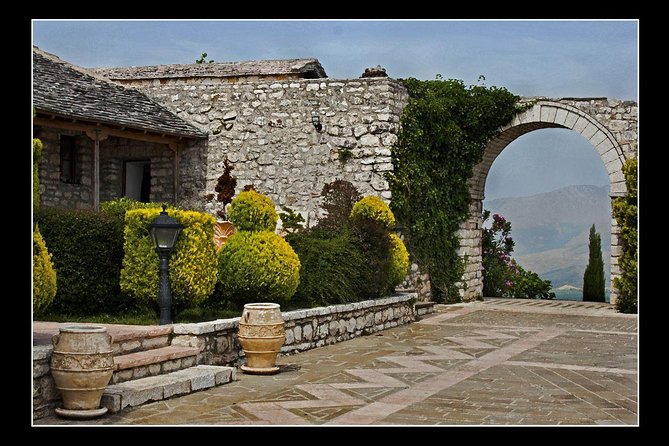 Butrint, Ksamil, Blue Eye, Lekuresi Castle. All-in-one daytrip. - Lekuresi Castle and the best view of Saranda