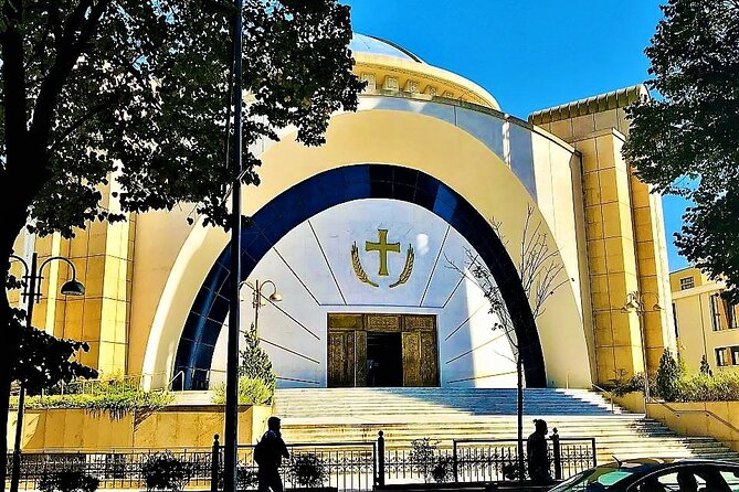 Durres, Kruje, Full Day Trip From Tirana - What the transport and group size mean for you