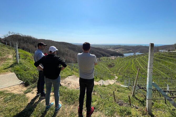 Durres & Wine Tasting Tour - Small group size and guide style