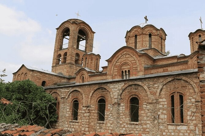 From Tirana/Durres/Golem: Prizren and Prishtina Full-Day Tour - Lunch and free time in Prizren