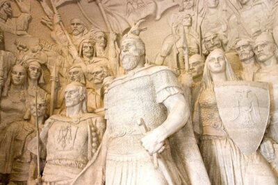Guided Tour to Kruja, Holy Mountain & Old Bazaar from Durres