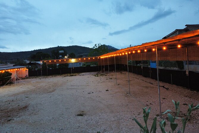 Happy Camping Berat - Accommodation for a roulotte or camper setup