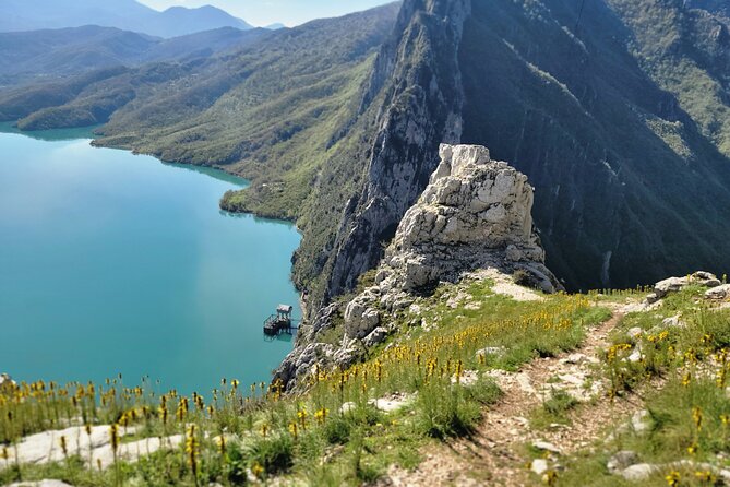 Hey Albania: Bovilla Afternoon Tour – Nature & Lake - The short climb up Gamti Mountain