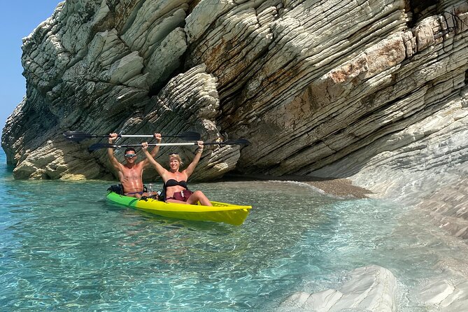Kayak Sup Tours Lukova Caves - Kroreza - The first 30 minutes along Lukova’s white-rock coast