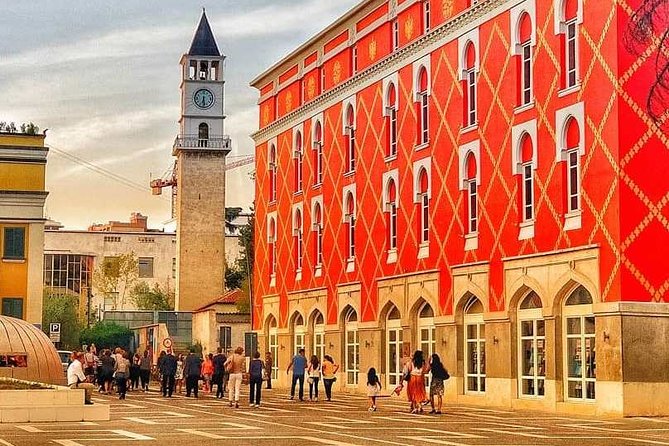 Panoramic City Tour Tirana - Following Bulevardi Dëshmorët e Kombit
