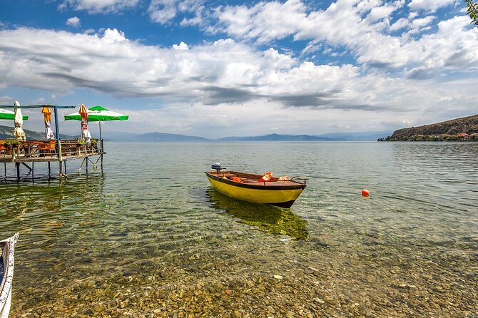 Pogradec Private Arrival/Departure Airport Transfer - Leaving Tirana Airport with a planned pickup