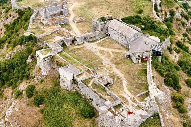Private Full Day Tour to Shkodra and Kruja from Tirana - Rozafa Castle rewards the climb