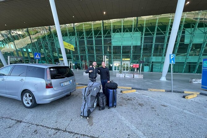 Private Transfers from Tirana International Airport to Sarandë - What the private vehicle adds