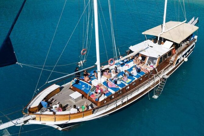 Saranda Prince Ennio-Daily Yacht Tour - Leaving Saranda for a day on the Ionian coast