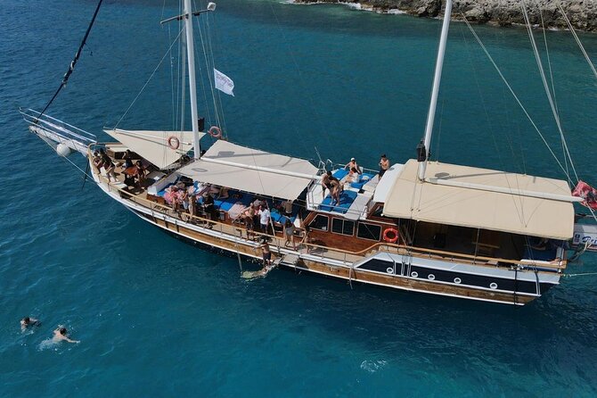 Saranda Prince Ennio-Daily Yacht Tour - How the timing shapes your day