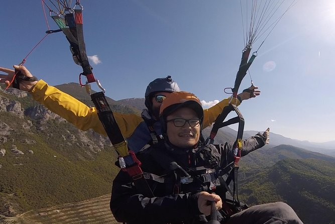 Tandem Paragliding Dajt (Pick Up on Hotel Including) - Recording your flight with the GoPro