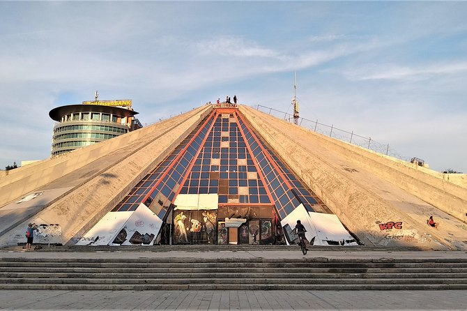Tirana Walking Tour, Extra Virgin Olive Oil and Raki Tasting - Why this Tirana walk works so well