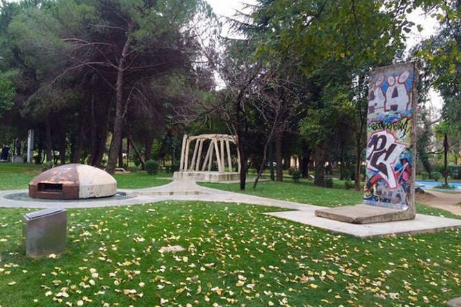 Tour a Piedi di Tirana - Skanderbeg Square and Et’hem Bej Mosque