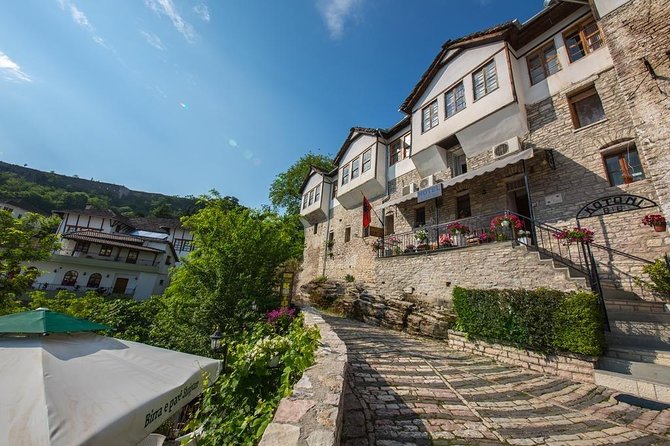 Tour Gjirokaster,Blue Eye & Lekursi Castle - Gjirokaster, Albania’s stone hillside town