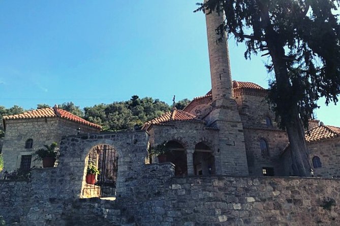 Visit the Mosque of Gjin Aleksi and the Islamic Complex of Xhermehalla - What makes the Xhermehalla complex in Delvinë unusual