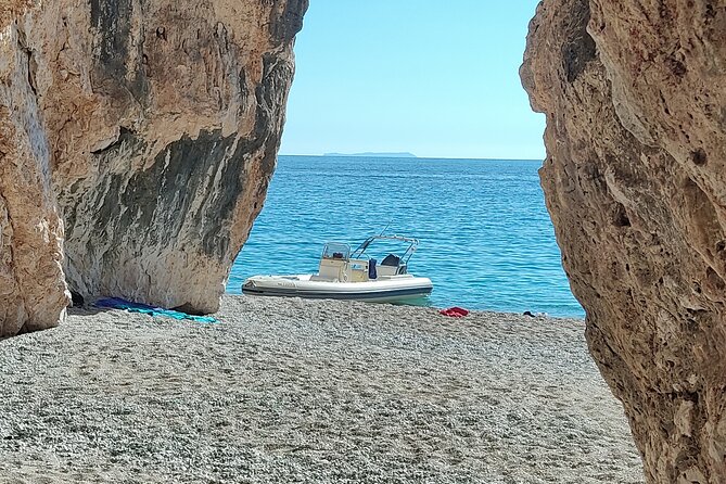 Vlore: Sazan and Karaburun Tour: Cave, Snorkeling and Beaches - The Staff and the Feel of the Day