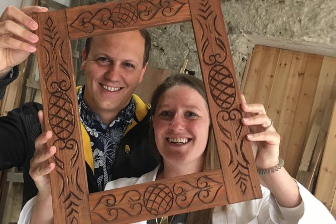 Wood Crafting Experience in Gjirokastra - Refreshments and the pace of the class